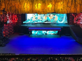 深圳市錦繡中華民俗村兩次跌幕裝置&吸幕 深圳市錦繡中華民俗村兩次跌幕裝置&吸幕